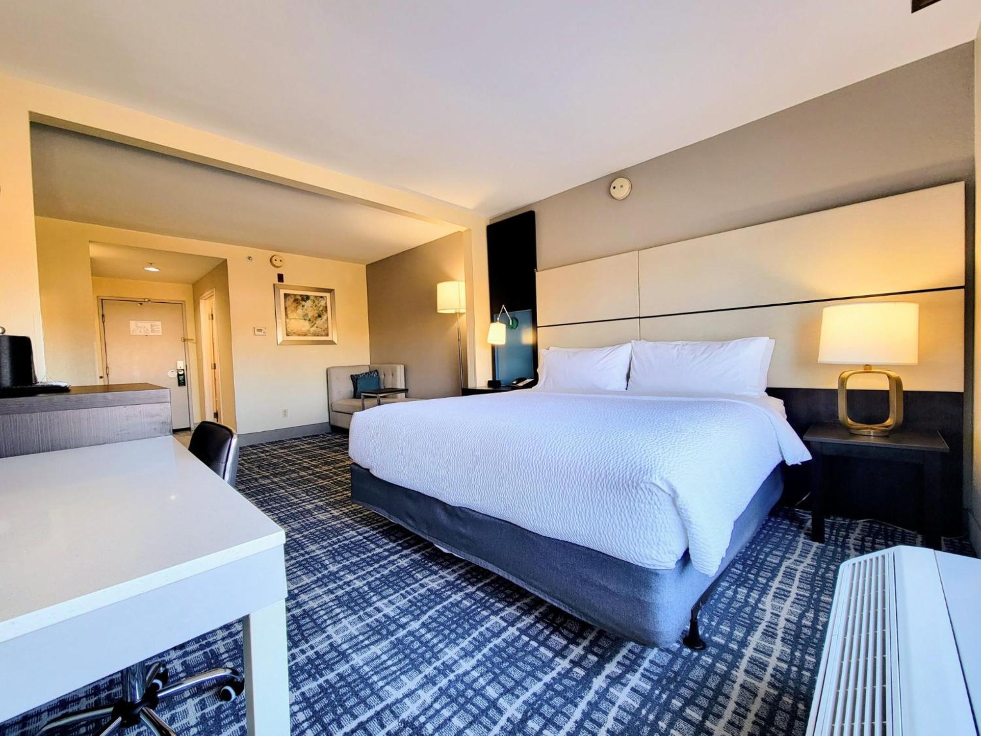 Holiday Inn - Belcamp - Aberdeen Area By Ihg Exterior photo
